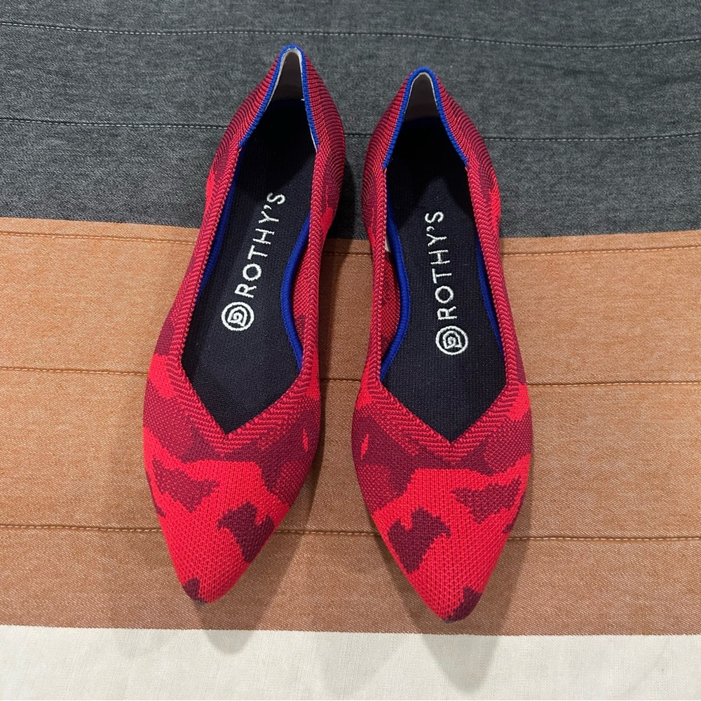 Rothy's The Point Red Camo Point Flats Size 8